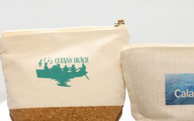 Neceseres personalizados: el detalle que refuerza tu marca ✨👜