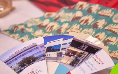 Abanicos personalizados: cuando el detalle habla, la marca conecta ✨🌬️